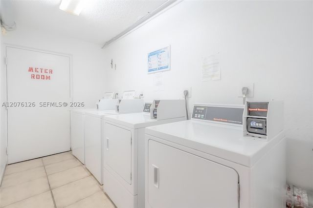 7035 NW 186th St D110, Hialeah, FL 33015