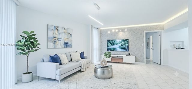 7035 NW 186th St D110, Hialeah, FL 33015