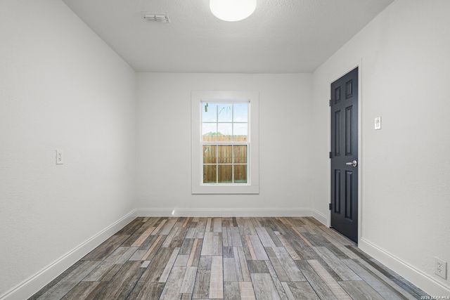 111 ARDMORE ST, San Antonio, TX 78237