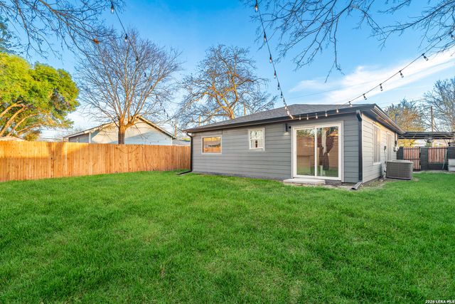 111 ARDMORE ST, San Antonio, TX 78237
