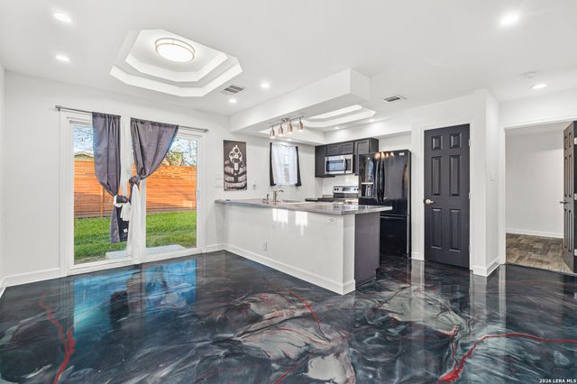 111 ARDMORE ST, San Antonio, TX 78237