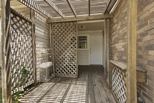 840 Creekside Drive, Lewisville, TX 75067