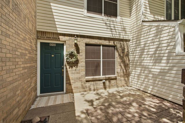 840 Creekside Drive, Lewisville, TX 75067