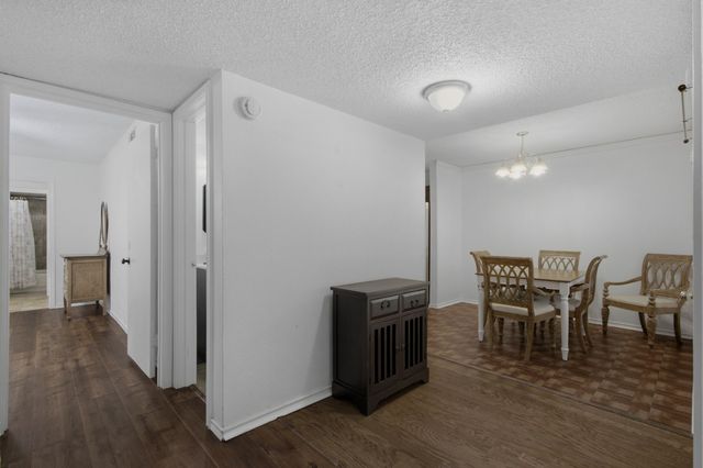 840 Creekside Drive, Lewisville, TX 75067