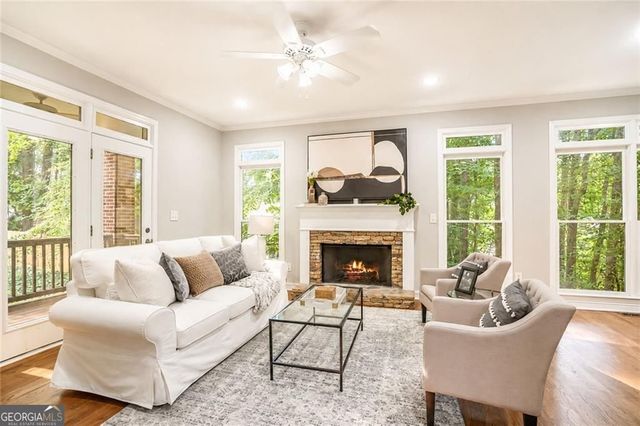 7255 Village Creek Trace, Atlanta, GA 30328