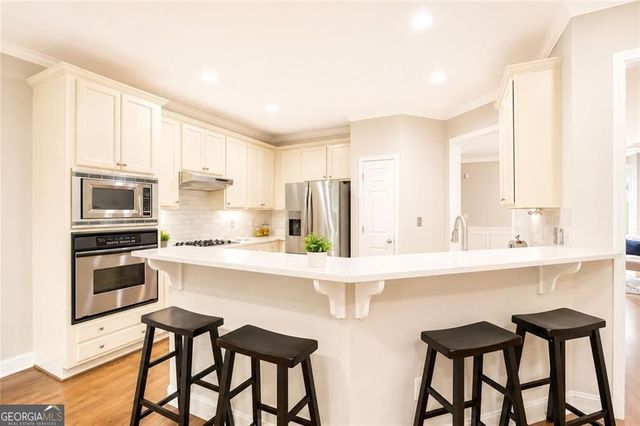 7255 Village Creek Trace, Atlanta, GA 30328