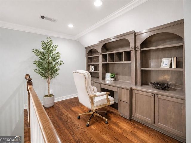 7255 Village Creek Trace, Atlanta, GA 30328