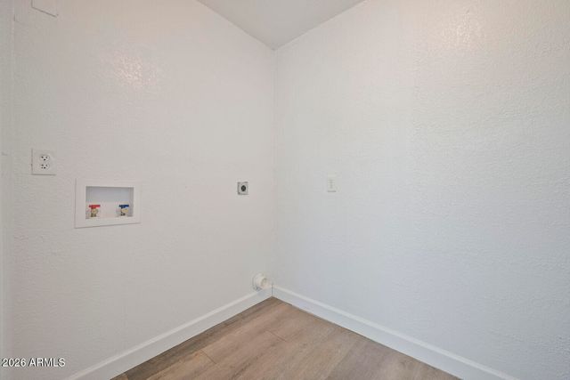 1339 N HILLCREST Circle, Mesa, AZ 85201