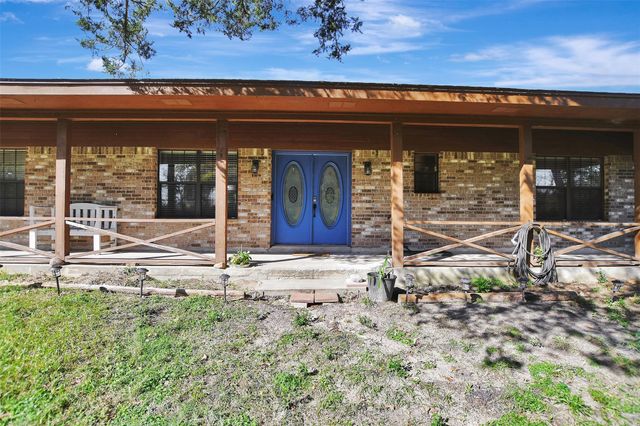 9634 Highway 21 W, North Zulch, TX 77872