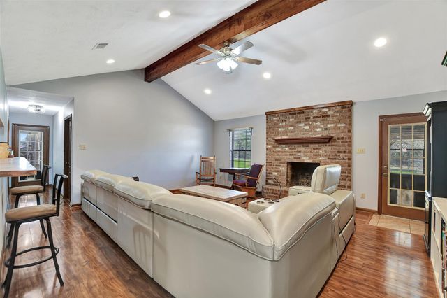 9634 Highway 21 W, North Zulch, TX 77872