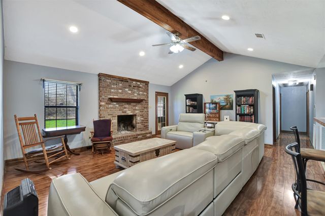 9634 Highway 21 W, North Zulch, TX 77872