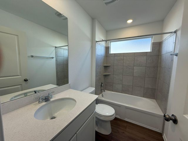 290 Gresham, Kyle, TX 78640