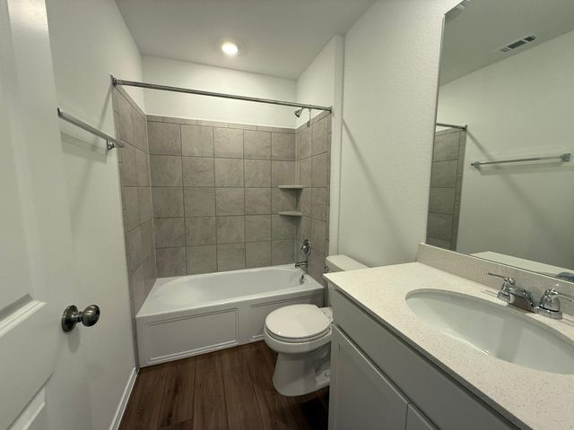290 Gresham, Kyle, TX 78640