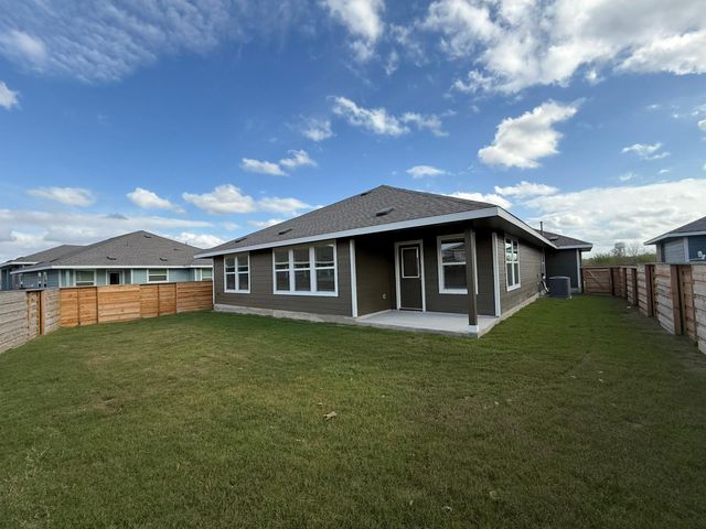 290 Gresham, Kyle, TX 78640