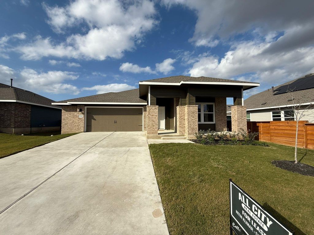 290 Gresham, Kyle, TX 78640