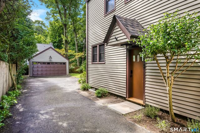 415 West Avenue, Darien, CT 06820