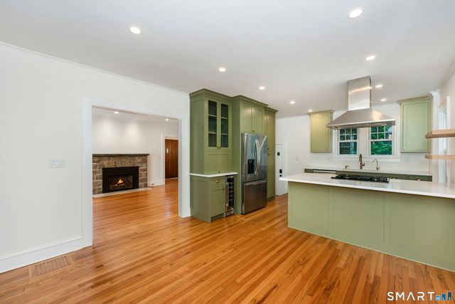 415 West Avenue, Darien, CT 06820