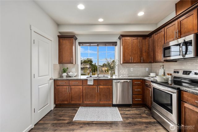 22328 88th Way S #Y105, Kent, WA 98031