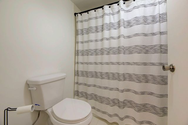 4502 Martinique Way E1, Coconut Creek, FL 33066