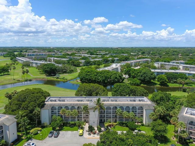 4502 Martinique Way E1, Coconut Creek, FL 33066