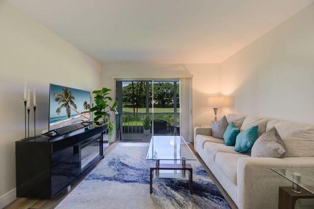 4502 Martinique Way E1, Coconut Creek, FL 33066