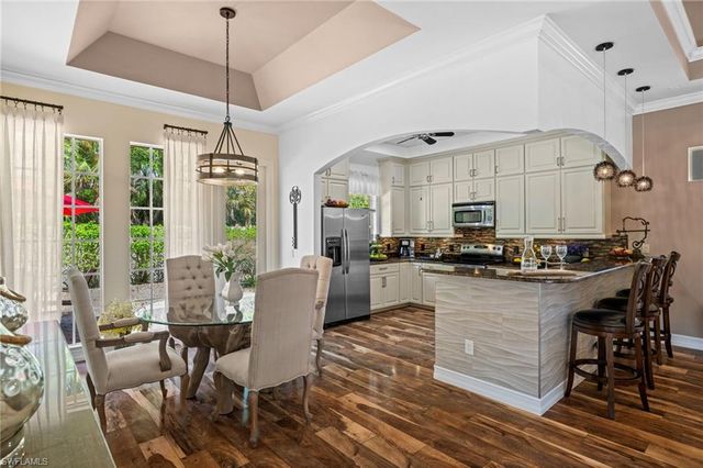 4830 Europa DR, Naples, FL 34105