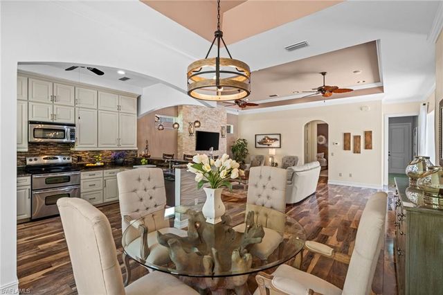 4830 Europa DR, Naples, FL 34105