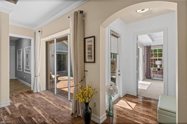 4830 Europa DR, Naples, FL 34105