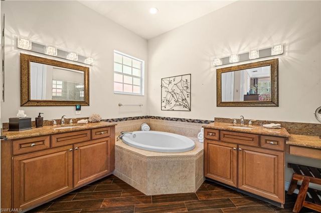 4830 Europa DR, Naples, FL 34105
