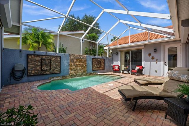 4830 Europa DR, Naples, FL 34105