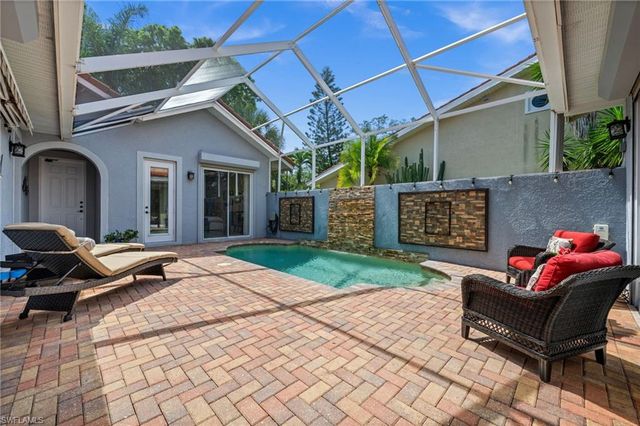 4830 Europa DR, Naples, FL 34105