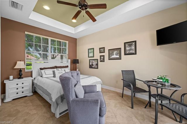4830 Europa DR, Naples, FL 34105