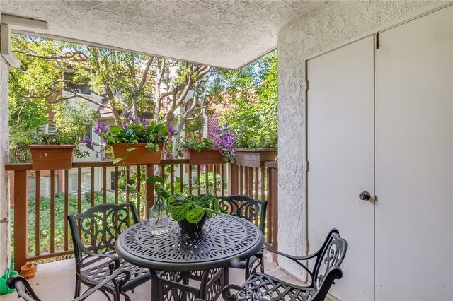 6330 Riviera, Long Beach, CA 90815