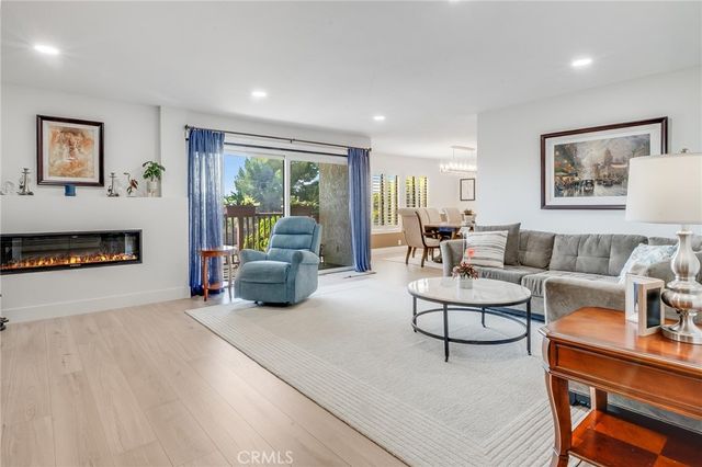 6330 Riviera, Long Beach, CA 90815