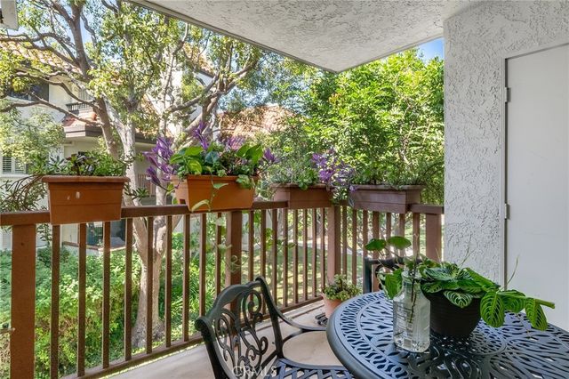6330 Riviera, Long Beach, CA 90815