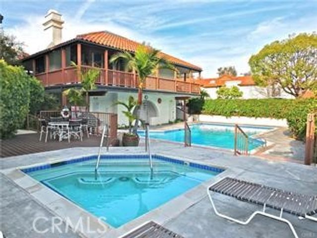 6330 Riviera, Long Beach, CA 90815