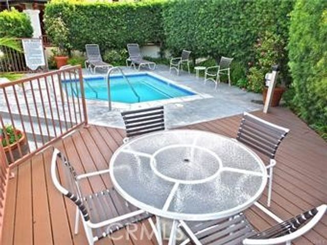 6330 Riviera, Long Beach, CA 90815
