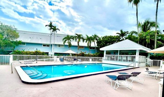 798 Crandon Boulevard 37-C, Key Biscayne, FL 33149
