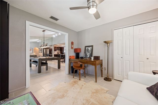 805 SW 52nd ST, Cape Coral, FL 33914