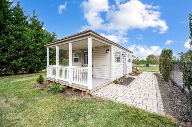 192 Liberty Chapel Road, Appomattox, VA 24522