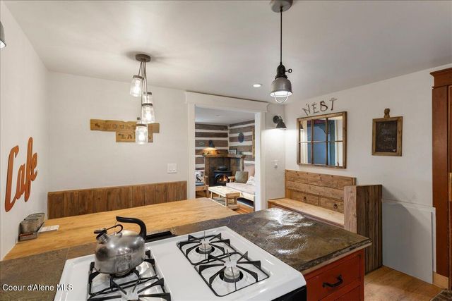 197 Mogul Hill, Unit 6, Sandpoint, ID 83864