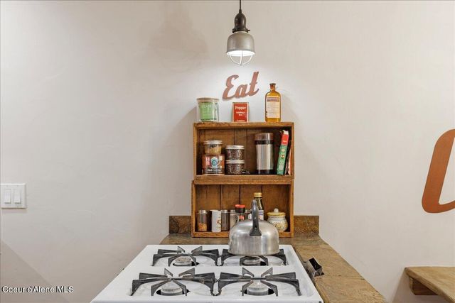 197 Mogul Hill, Unit 6, Sandpoint, ID 83864