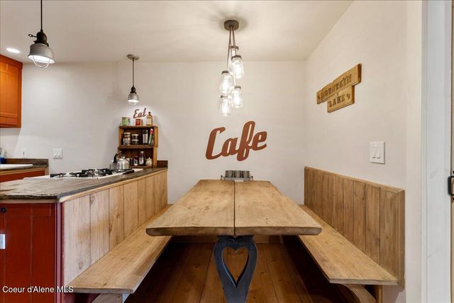 197 Mogul Hill, Unit 6, Sandpoint, ID 83864