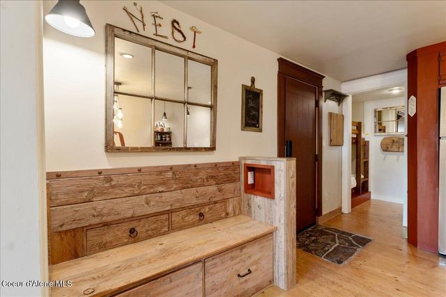 197 Mogul Hill, Unit 6, Sandpoint, ID 83864