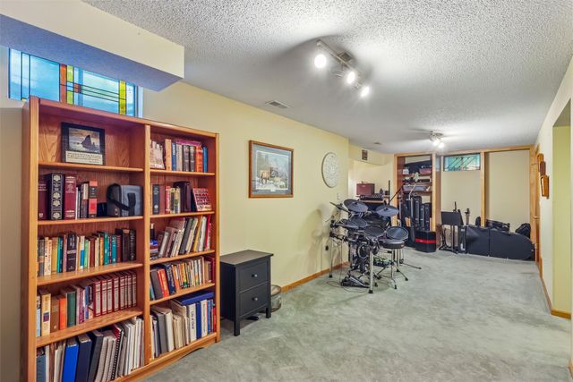 325 Terrace Drive, Waukee, IA 50263