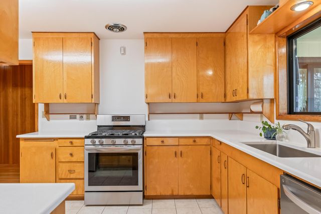 1671 NW Saginaw Avenue, Bend, OR 97703