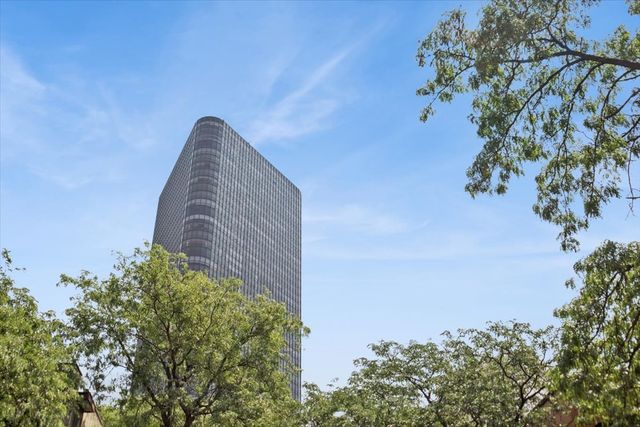 5415 N Sheridan Road 3407, Chicago, IL 60640