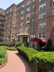 9941 64th Avenue D10, Rego Park, NY 11374