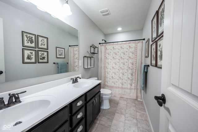 16641 Bingham Drive, Westfield, IN 46074