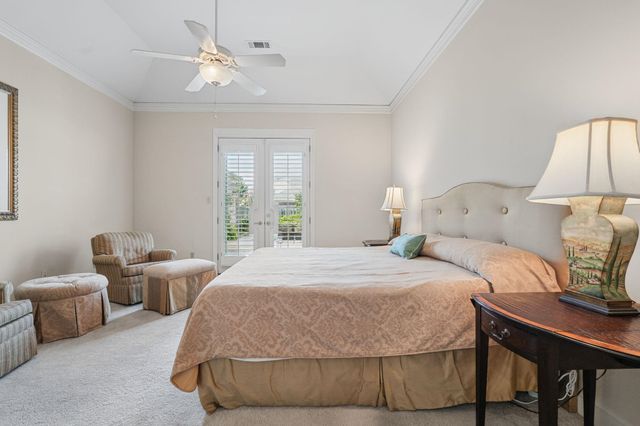 8010 WILLOW BROOK RD, Germantown, TN 38138